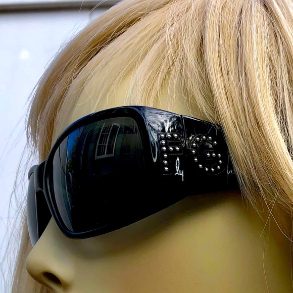 Beverly Fly Sunglasses 😎 - Picture 7 of 12